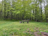 Cabin on 66 Acres of Forest - 4-Sterne