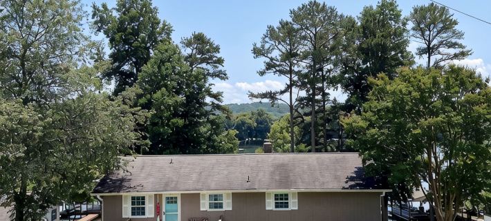 Waterfront Cottage on Watts Bar Lake, View + Dock Hotels in Rhea County