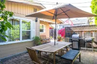 Monterey County Seaside, Bungalow Minutes from the Ocean ! - 3-Star
