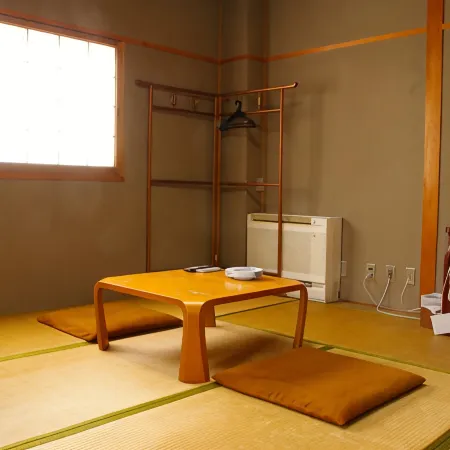 Tomiyamakan