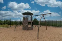 Perfect for Large Families-Lakeview Lodge - Sleeps 18 -Pools - Next to Sdc - Lodges