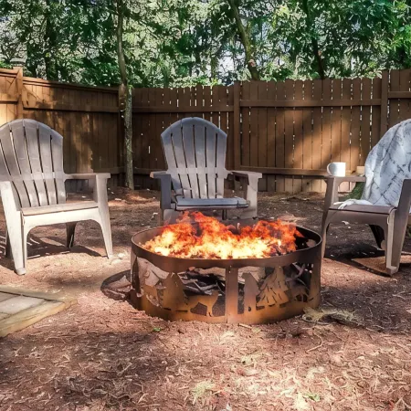 Charming 4-bedroom family home in Beaverton with AC, fitness room, WiFi