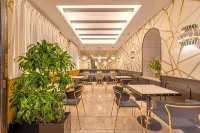 Hotel Claude Marbella - breakfast