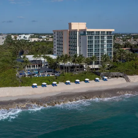 Jupiter Beach Resort & Spa