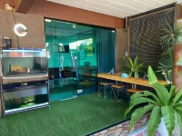 Lert Sri Hotel - 2-Star