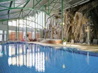 Holiday Club Tampereen Kehräämö Apartments - piscine