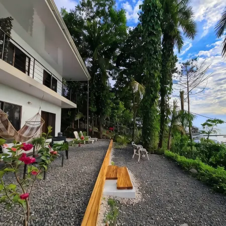 Mar & Sombra Villas