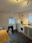 Stable Cottage -  spacious one level cottage with private courtyard. - 3-Star
