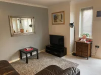 Lovely 2-Bed Apartment in Wallasey, Sleeps 4 - Wifi