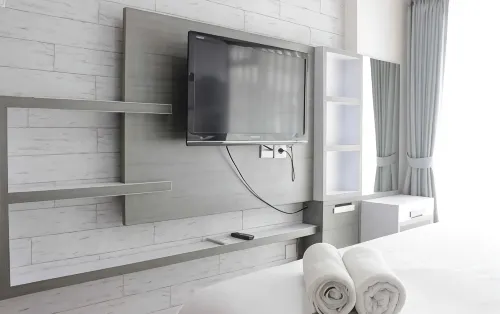 Strategic & Stylish Studio Gateway Pasteur Apartment Near Pasteur Exit Toll - 2-Star