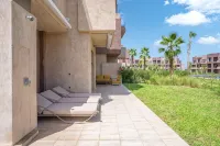 3 bedrooms, large pool, private garden - 2성급
