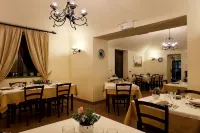 La Terra Del Mezzo - breakfast