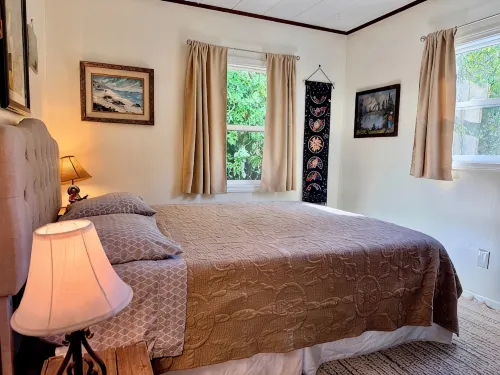 Peaceful, Fully Equipped Cabin Near Beach & Town, Certified Nwf Wildlife Habitat - 2-Star