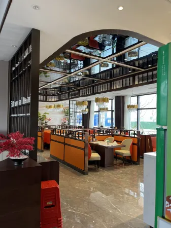 Yester Hotel (Quanzhou Government Affairs Center Gymnasium Branch) Отели рядом со станцией Quanzhou South Railway Station