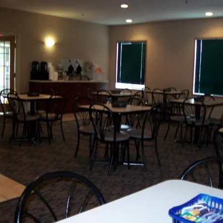 Days Inn by Wyndham Moose Jaw