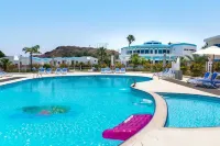 Holiday Beach Resort - Pools