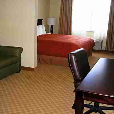 Country Inn & Suites by Radisson, Port Charlotte, FL Rooms