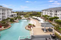 The Pool Resort Kingscliff - Private Apartments by Holiday Management Company Hotels in Cabarita Beach