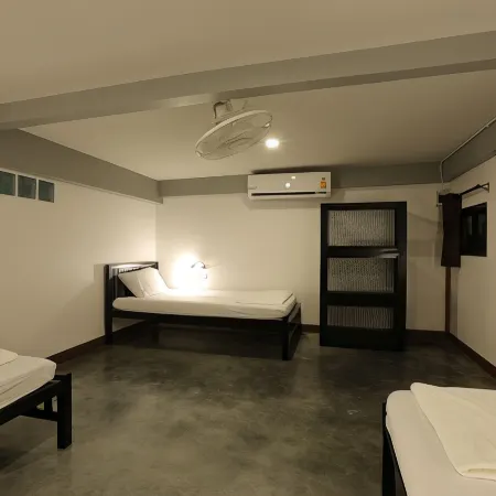 Balcony Party Hostel - Adult Only +18