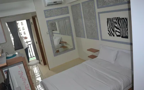 Apartemen Green Lake View by Property Time