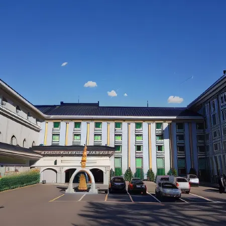 Gaya Hotel