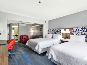 Hampton Inn & Suites Santa Ana/Orange County Airport