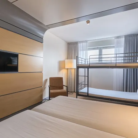 Leonardo Hotel Almere City Center