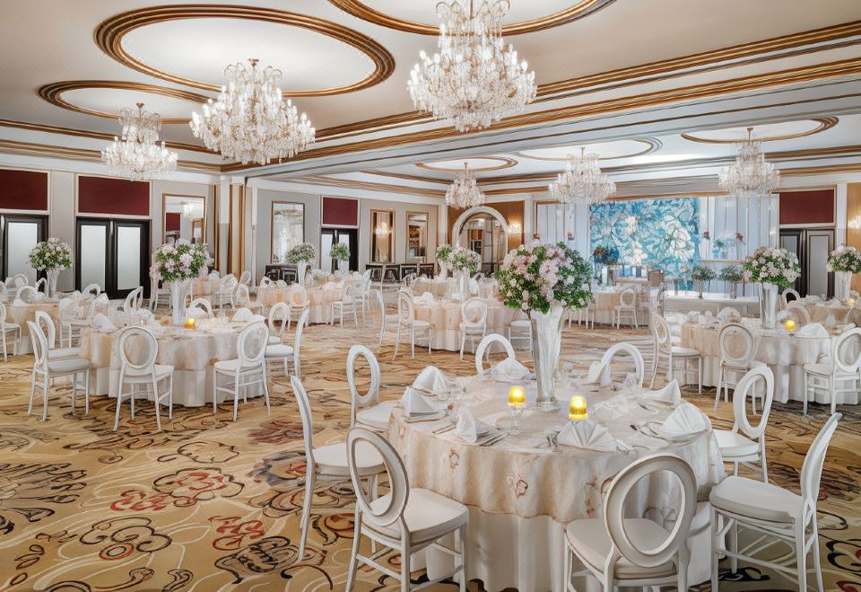 뫼벤픽 호텔 카라치