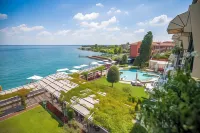 Grand Hotel Terme Sirmione Hotels in Sirmione