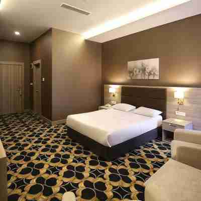 Hotel Excellence Inn Rooms