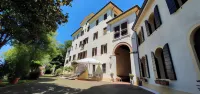 Villa Flangini Hotels near Cimitero di Asolo