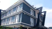 Queens Court Hotel Lagos - 주차장