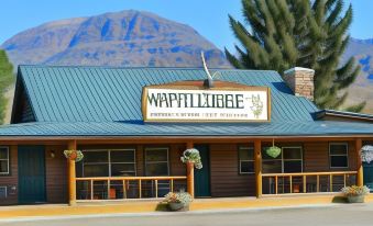 Wapiti Lodge