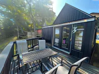 Muskoka Lake Cottages Hotels in Muskoka Lakes