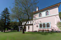 Villa Toji Luxury Private فنادق في Bracciano