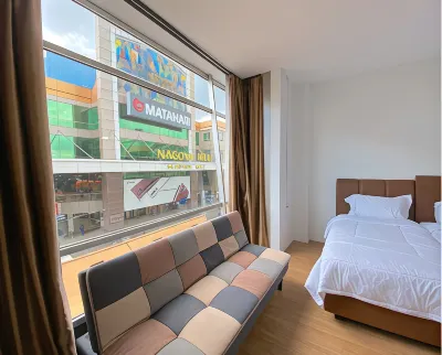CN Homestay B1 Floor 2 at Nagoya Hill Mall Hôtels à : 