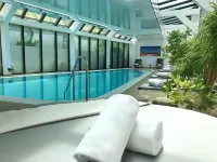 Favorite Parkhotel - С бассейном