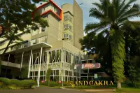 Grand Cakra Hotel Malang Hotels near Taman Mendut Sari kelurahan mojolangu