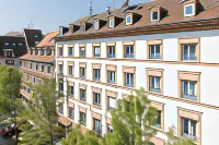 Hôtel de l'Europe by HappyCulture Hôtels à : 