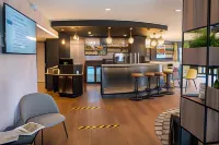 Kyriad Laval - bar