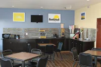 Days Inn by Wyndham Walcott Davenport - Frühstück
