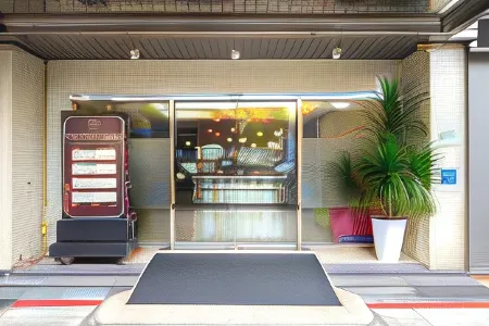 Sunny Hotel
