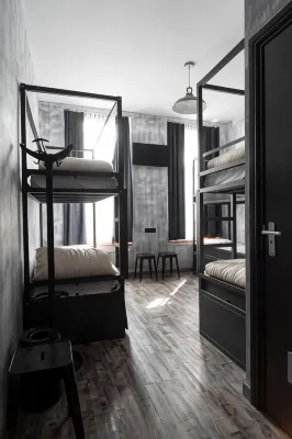 Urban City Centre Hostel Hotel in zona Royal Military Academy
