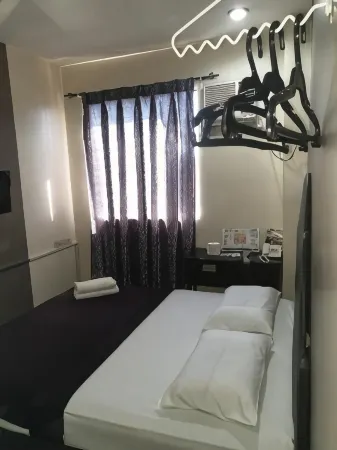 Rich Manor Pension House