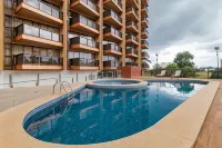 Flat Particular Hotel Kubitschek - Kolam Renang