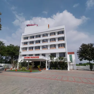 JB Residency Hotels near Paramapadha Vaasal