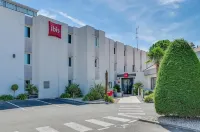 Ibis Salon-De-Provence Sud فنادق في سالون دي بروفانس