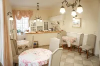 Archontiko Eleni Hotel - 朝食