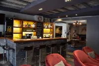 Hotel Central, Spa & Lounge Bar - Pet friendly