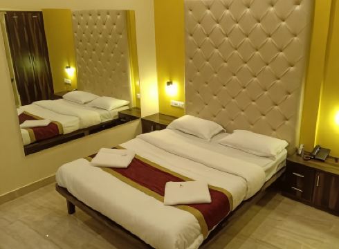 Hotel Deepak Executive, Ganpatipule